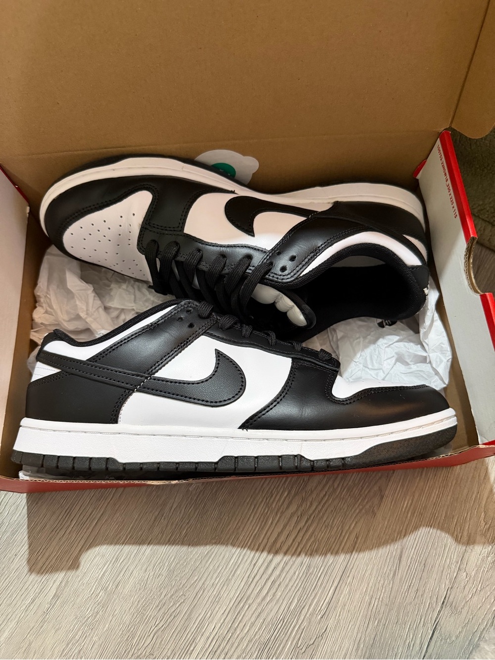 Nike Men’s Dunk Low Black/White Sneakers